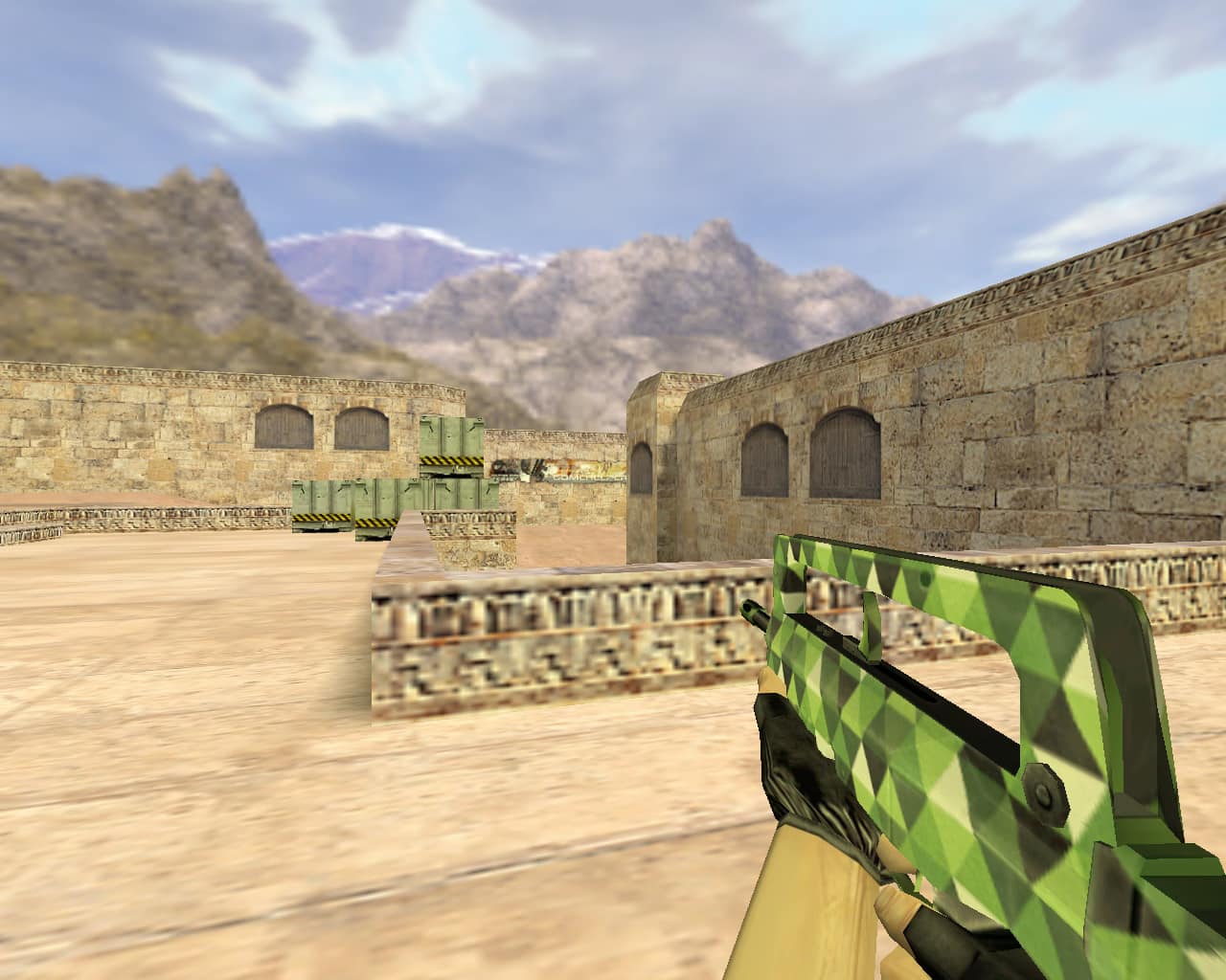 Famas Зеленый треугольник
